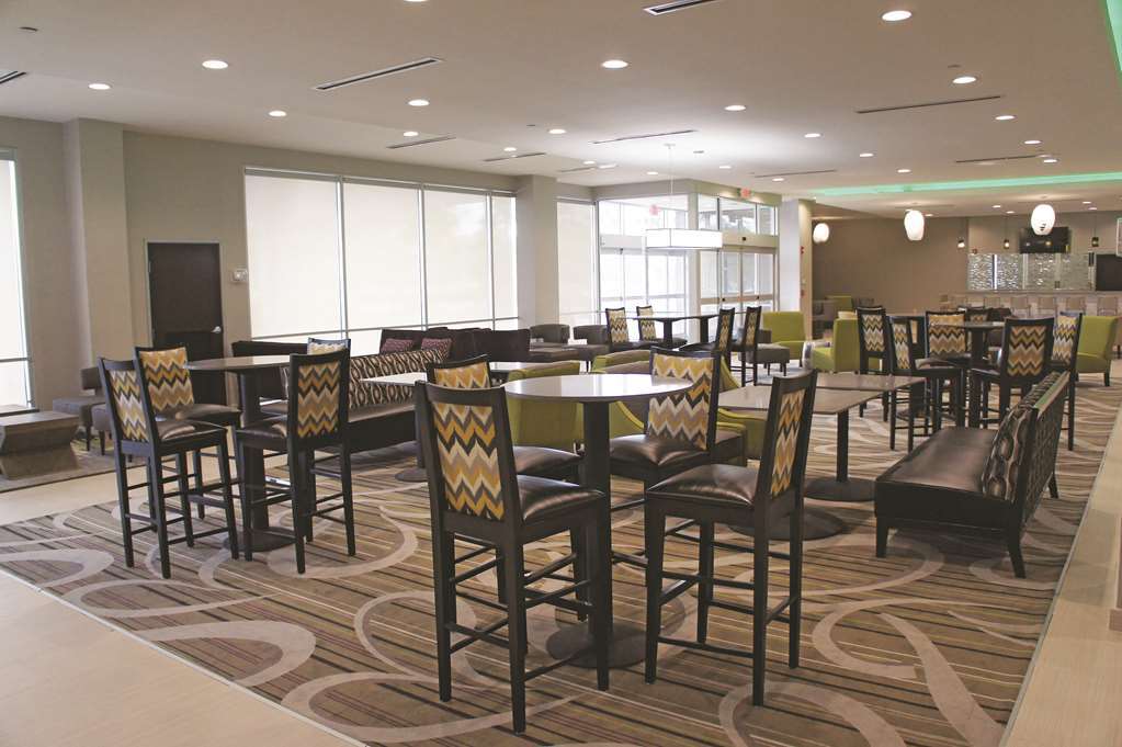 La Quinta By Wyndham Mcallen Convention Center Einrichtungen foto