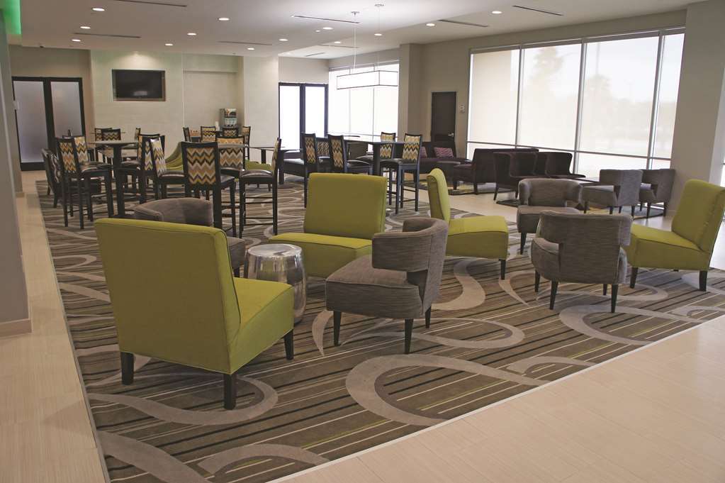 La Quinta By Wyndham Mcallen Convention Center Interior foto