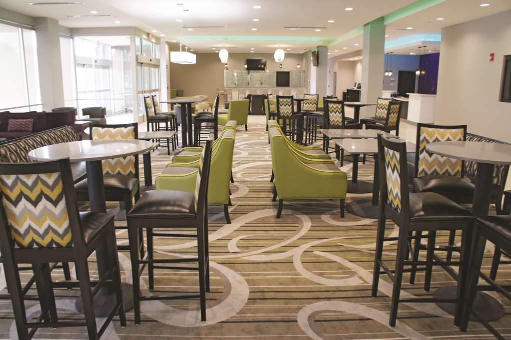 La Quinta By Wyndham Mcallen Convention Center Interior foto